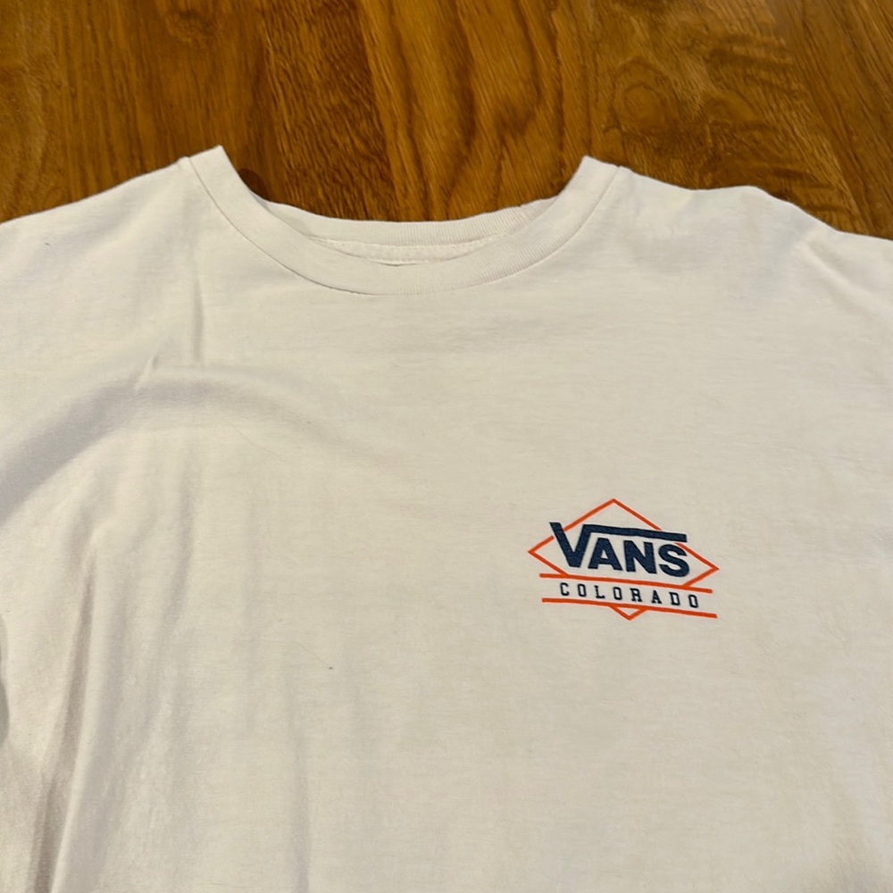 Lot of 3 short sleeve and 1 long sleeve VANS tees.  Never worn